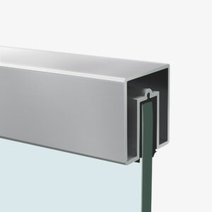 HR 02